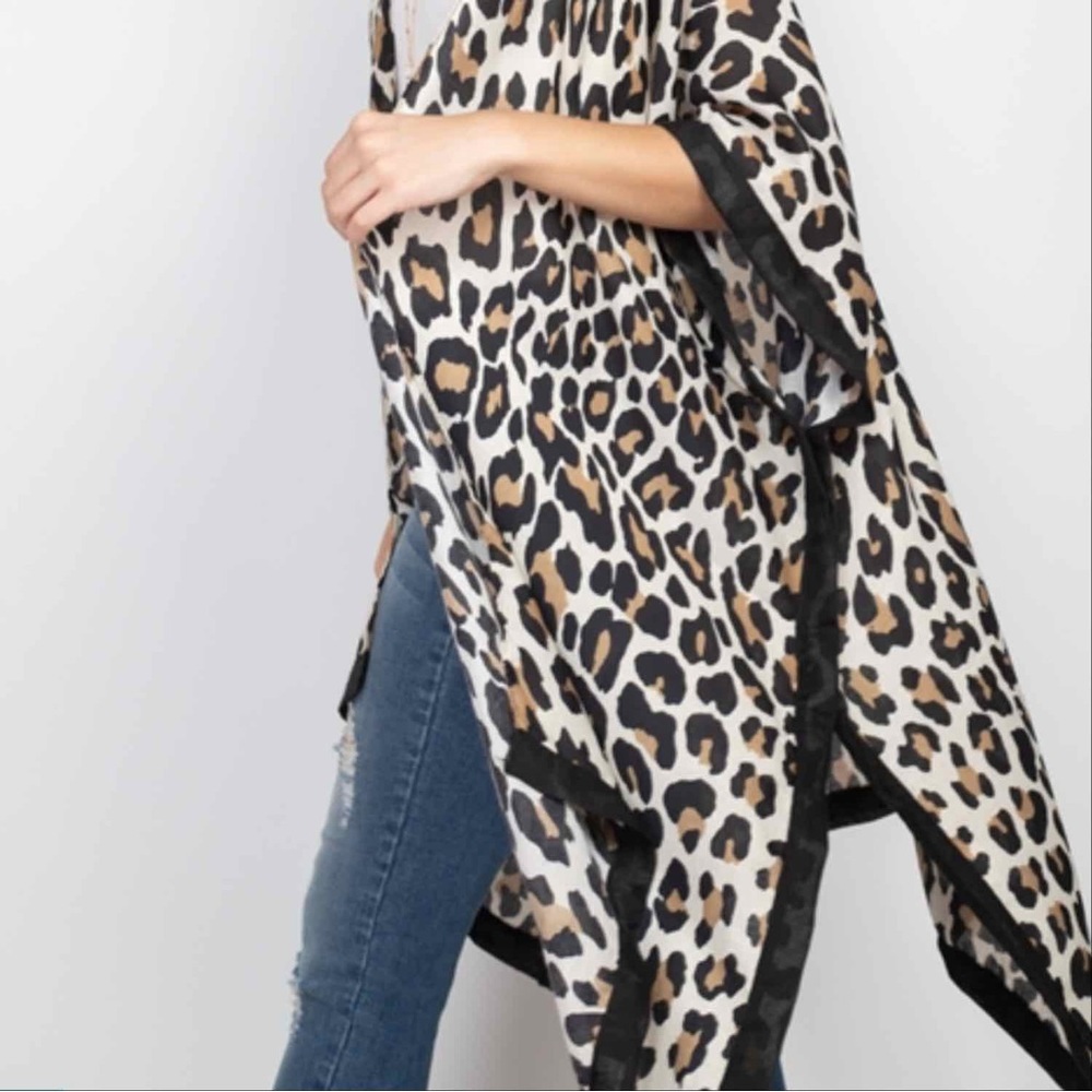 BOHEMIAN LEOPARD PRINT KIMONO DUSTER